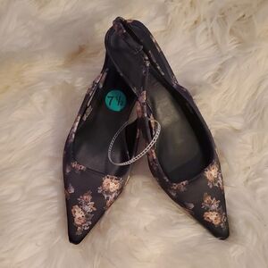 New Steve Madden Kitten Heels